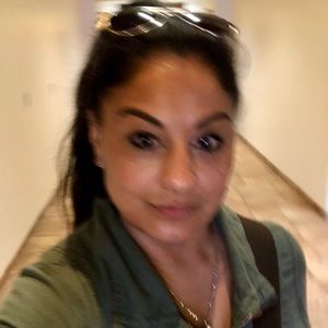 Meet your Posher, Annette